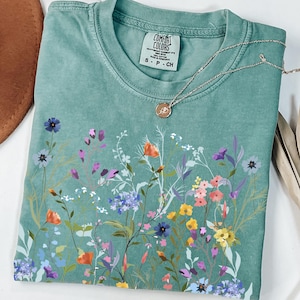 Vintage Pressed Flowers Shirt Comfort Colors®,  Boho Cottagecore Tshirt Botanical Floral Tee Wildflowers Sweatshirt, Gift For Gardener