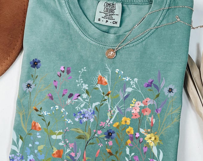 Vintage Pressed Flowers Shirt Comfort Colors®,  Boho Cottagecore Tshirt Botanical Floral Tee Wildflowers Shirt, Gift For Gardener