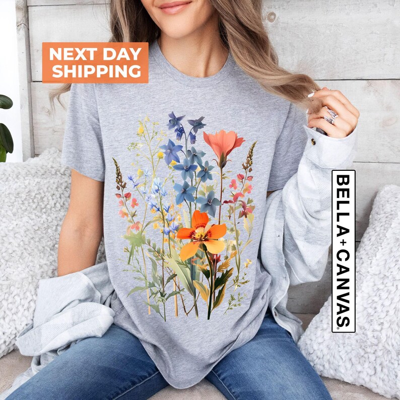 Wildflowers Shirt, Goblincore Shirt, Wildflower T shirt, Mothers Day Gift, Vintage Cottagecore Shirt, Boho Nature Shirt, Gift for Mom Bild 3