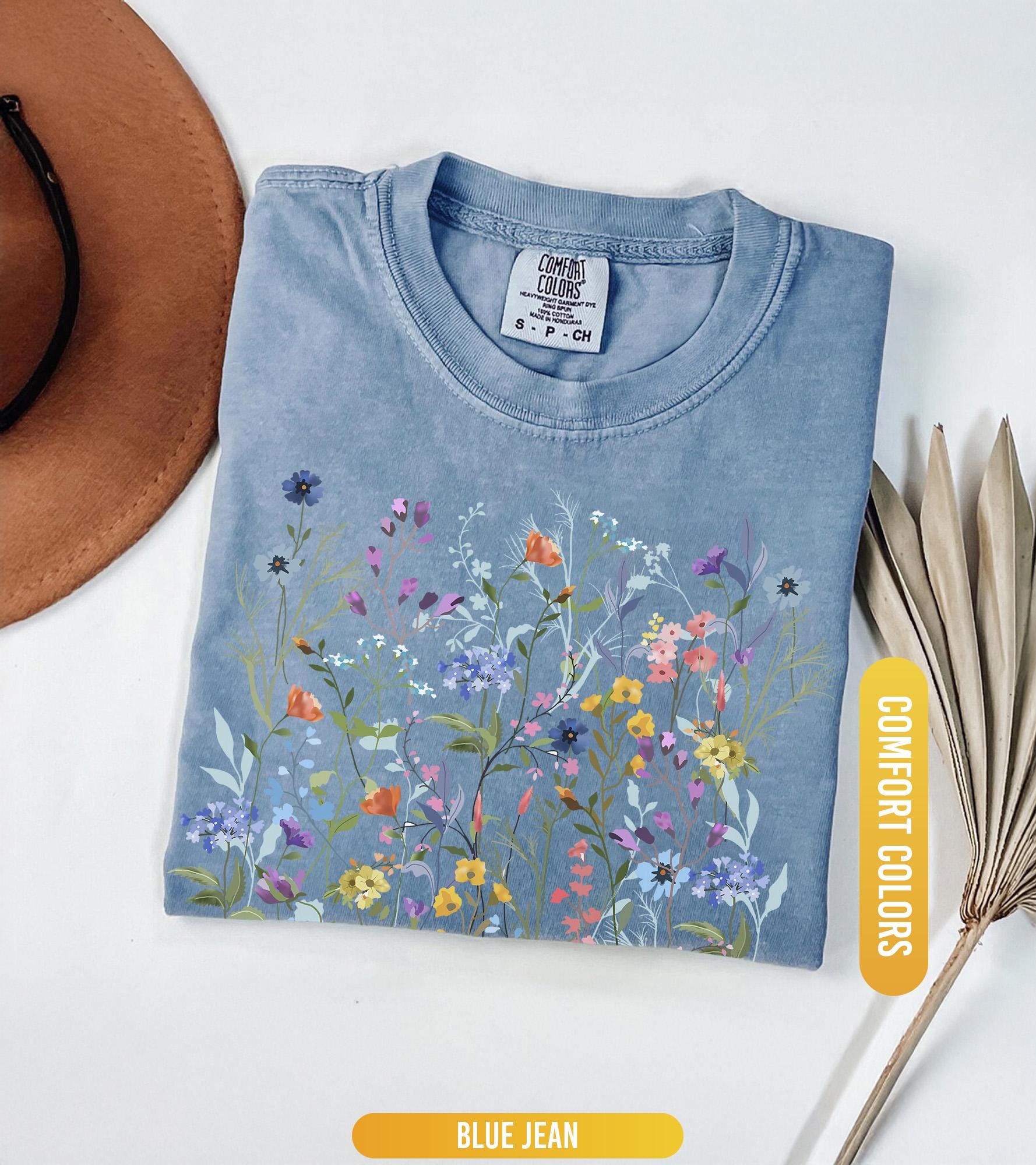 Vintage Pressed Flowers Shirt Comfort Colors®,  Boho Cottagecore Tshirt, Botanical Floral Tee Wildflowers Shirt, Gift For Gardener