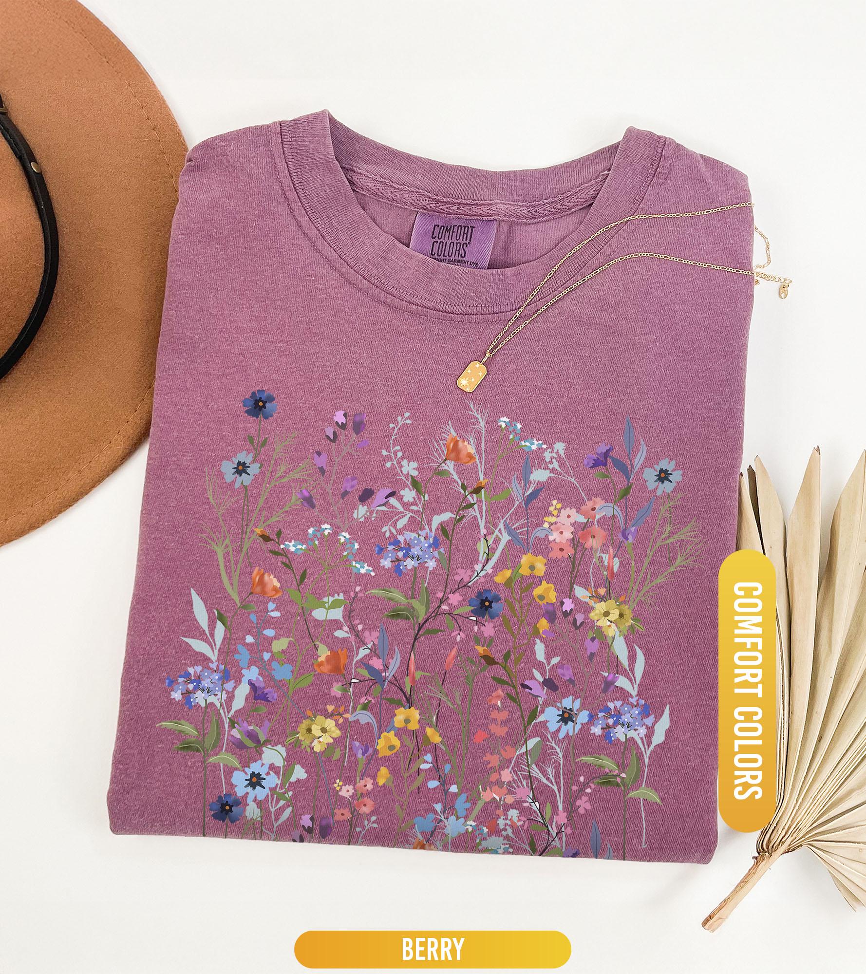Vintage Pressed Flowers Shirt Comfort Colors®,  Boho Cottagecore Tshirt, Botanical Floral Tee Wildflowers Shirt, Gift For Gardener