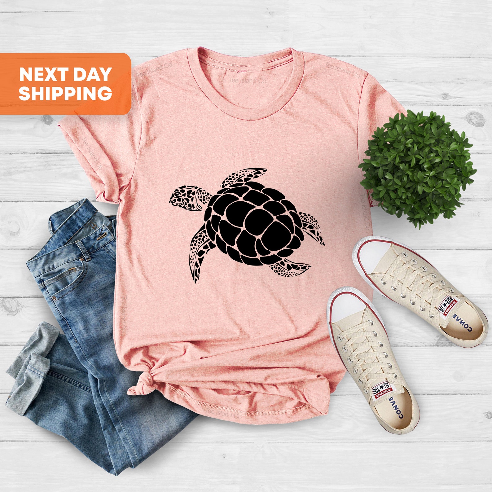 Turtle Shirt Turtle T-shirt Cute Turtle Shirt Sea Turtle - Etsy