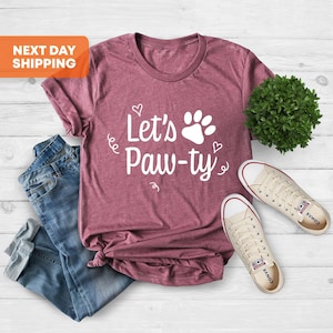 Fiesta de cumpleaños de perro, Let&#39;s Paw-Ty, camiseta de cumpleaños de cachorro, camiseta Let&#39;s Paw-ty, regalo de cumpleaños de perro, camiseta de mamá de perro, camiseta Paw-ty, mamá de perro rescatado