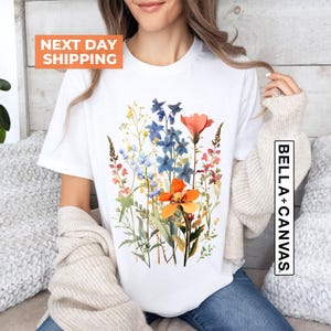 Wildflowers Shirt, Goblincore Shirt, Wildflower T shirt, Mothers Day Gift, Vintage Cottagecore Shirt, Boho Nature Shirt, Gift for Mom Bild 5
