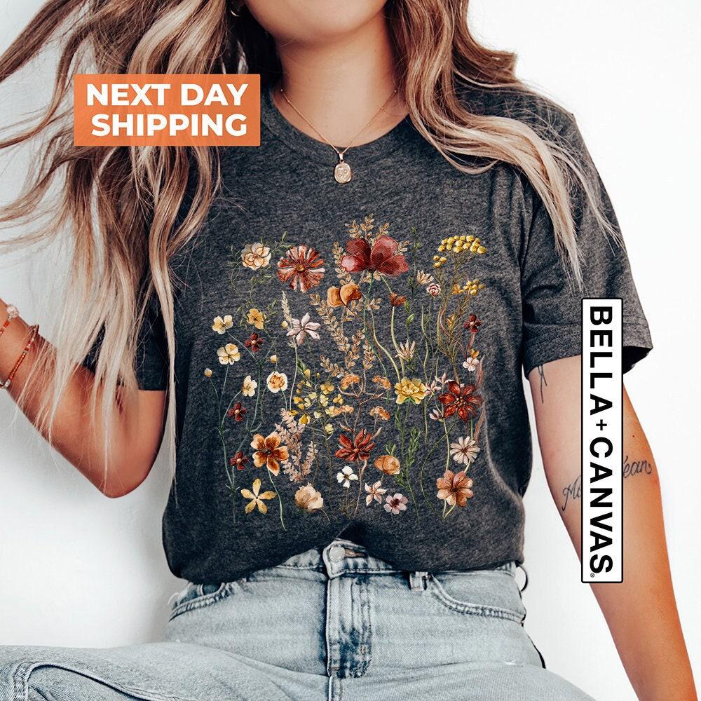 Wildflower T shirt, Mothers Day Gift, Vintage Cottagecore Shirt, Goblincore Shirt, Boho Wildflowers Shirt, Nature Shirt, Botanical Shirt