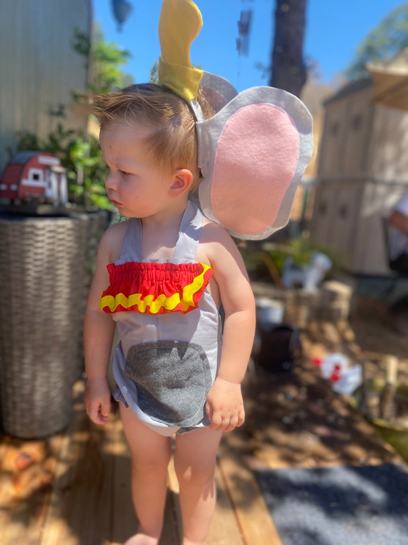 Dumbo inspired costume image 6