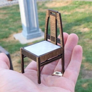 1/12 1:12 doll house Arts and crafts Peter Behrens style chair
