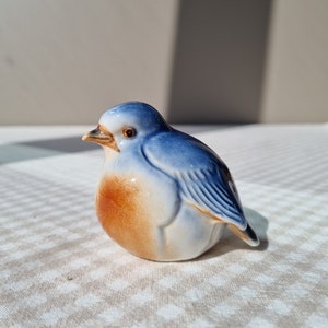 Vintage Ceramic Bird Figurine | Hand Painted | Birds Miniature Decor Ornament Spring Decor | Pastelic Color Collectable Petit Bird