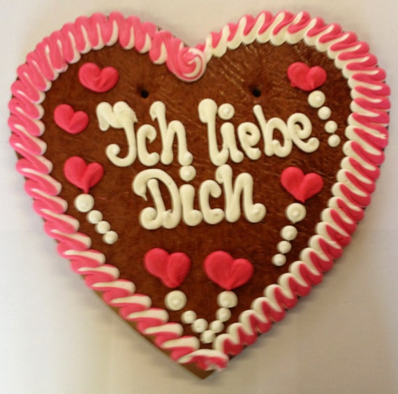 Giant gingerbread heart, approx. 2000 grams, 55 x 63 cm (XXXL), with the text "I love you".