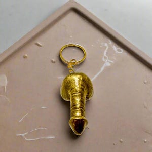 Peeny Keychain