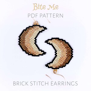 Modello per orecchini a punto luna – forma di mezzaluna cosmica, progetto con perline dorate e nere (download PDF)