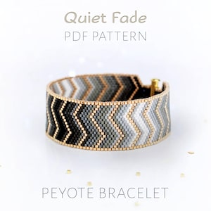 Minimalistisch chevron peyote-steekarmbandpatroon, vervagende grijze ombre-manchetkaart, modern zigzag geometrisch kralenontwerp
