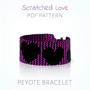 Gotisch peyote-hartpatroon voor een statement-armband, een op glitchkunst geïnspireerd ontwerp met paarse strepen, moderne grafiekgrafiek voor sieraden