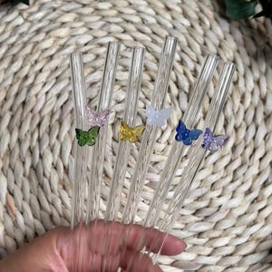 Butterfly Glass Straw: Reusable Eco-Friendly Drinkware