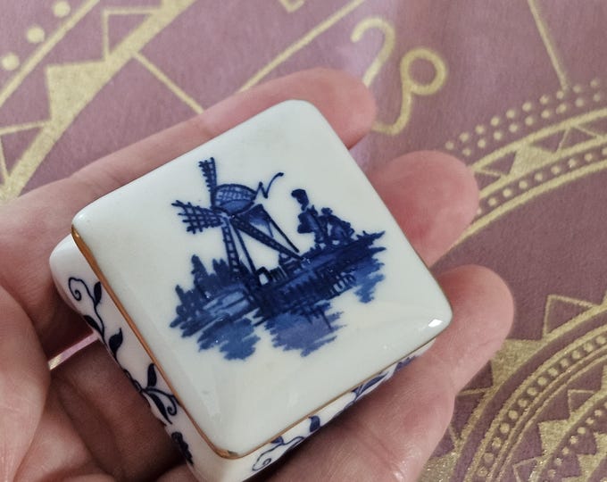 Mini Vintage Ceramic Box | Altar Salt Cellar, Trinket Holder, or Spell Manifestations Box