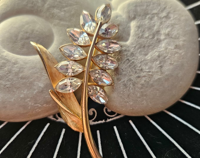 Brooch of Abundance, Prosperity, and New Opportunity with connection to AA Raphael