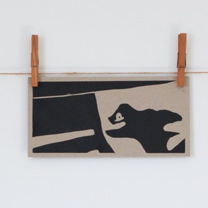 Cartão postal camaleão, cartão postal linocut, cartão postal auto-impresso, arte linocut, cartões postais camaleão pretos de répteis feitos à mão exclusivos