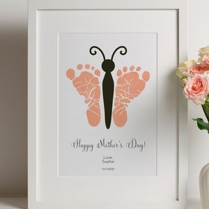 Presente de Dia das Mães para imprimir | Pegada de bebê borboleta | Presente para mãe desde bebê | Presente para vovó | Presente de lembrança de pegada