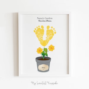 Regalo de jardín de la abuela imprimible / Regalo del Día de la Madre / Aquí florece el amor / Regalo del bebé para nana o mamá / Recuerdo de la huella del bebé de la flor