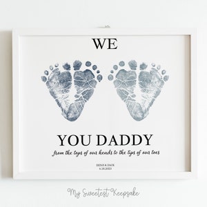 Afdrukbaar voetafdrukken tweeling cadeau voor vader | We houden van je papa aandenken | Babyvoetafdrukken in hartvorm | Verjaardagscadeau | Vaderdagcadeau