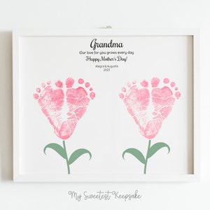 Imprimible gemelos flores huellas regalo de la abuela / Regalo de hermanos / Nuestro amor por ti crece cada día / Idea de regalo / Recuerdo del Día de la Madre