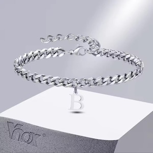 Pulsera de corazón con inicial de 26 letras, acero inoxidable, colores plateados de la A a la Z, pulsera con nombre ajustable, joyería de amistad personalizada para mujeres y hombres.