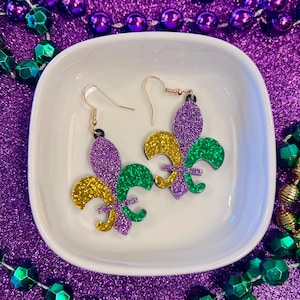 Fleur-de-Lis Glitter Dangle Earrings ~ Purple, Green, and Gold ~ Sparkly Mardi Gras Earrings