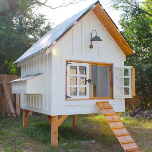 B&B Chicken Coop Plans: Farmhouse Style, 8-15 Chickens (Instant Download)