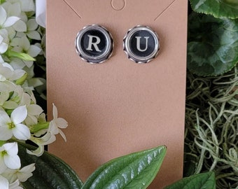 Authentic Vintage Typewriter Key Earrings / Steampunk