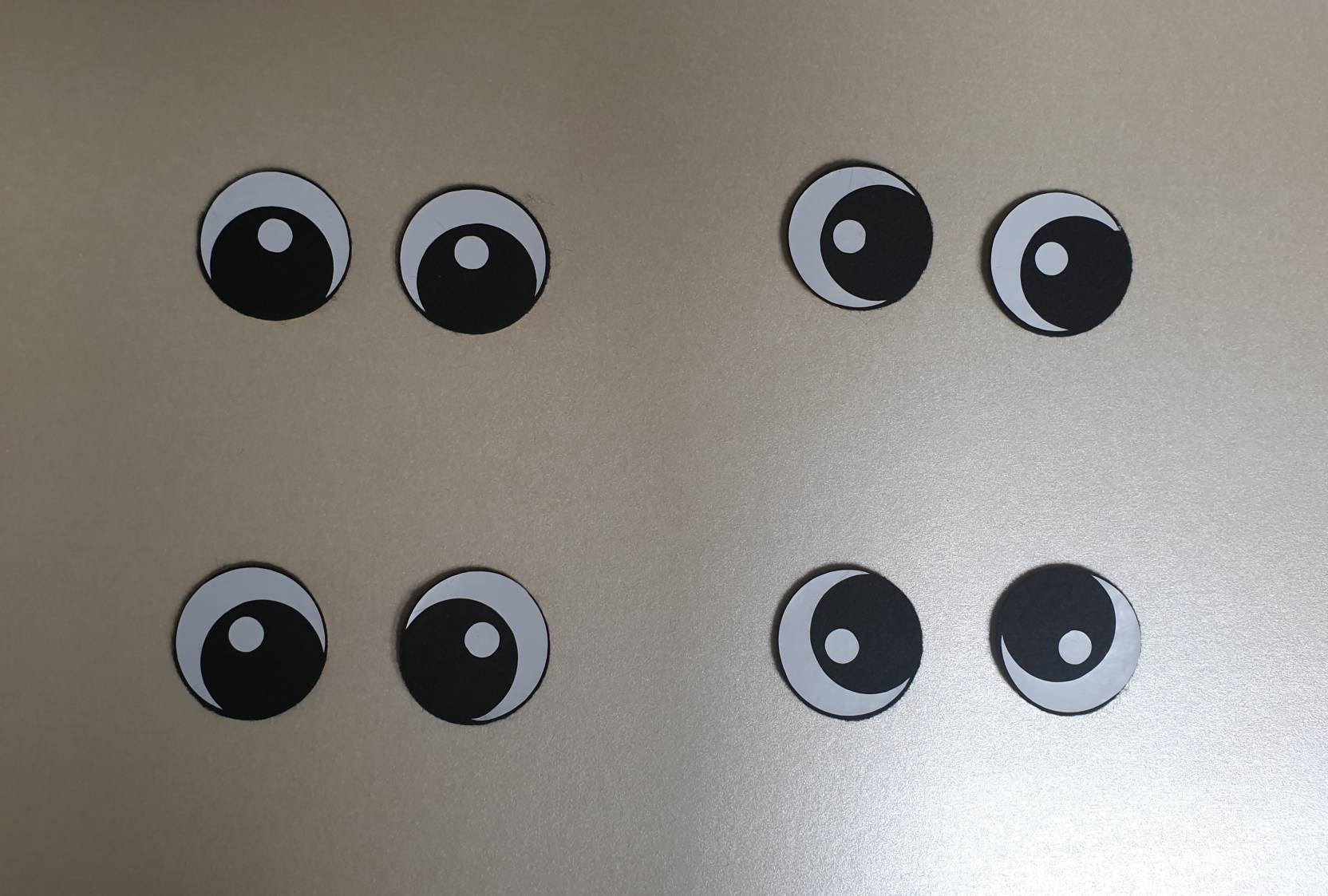 Googly eyes. Plastic eye, self adhesive funny toy doll moving eyeball By  WinWin_artlab