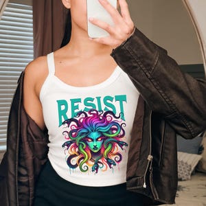 Medusa Feminist Shirt Resist Crop Top Women Power Feminism T-shirt Political Shirt Democrat Shirt Women Empowerment Protest Shirt