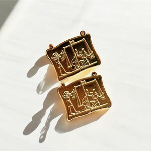 Ancient Egyptian Pendant, Hieroglyphic Pharaoh Pendant, Historical Statement Jewelry Supplies