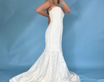 Vestido de sirena de encaje vintage de Carolina Herrera