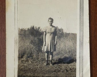 Vintage Early 1900s Photograph Young Woman In Field 3 X 4