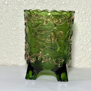 Vintage EAPG Floradora Emerald & Gold Footed Spooner / Selderijvaas LEZEN