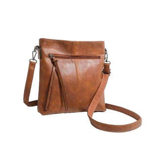 Cartera cruzada de piel sintética marrón con compartimentos con cremallera y correa ajustable