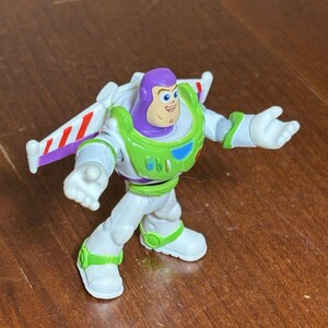2-3/4 Imaginext Disney/Pixar Toy Story Buzz Lightyear-actiefiguur afbeelding 2