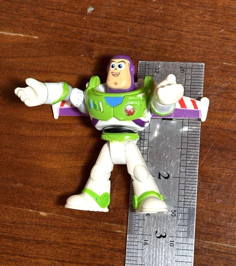 2-3/4 Imaginext Disney/Pixar Toy Story Buzz Lightyear-actiefiguur afbeelding 6