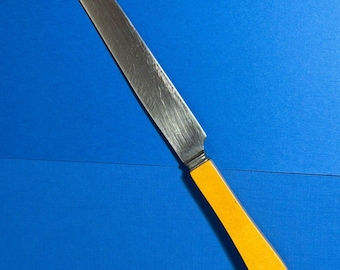 Vintage Carving / Slicing Knife With Butterscotch Bakelite Handle Hull Stainless
