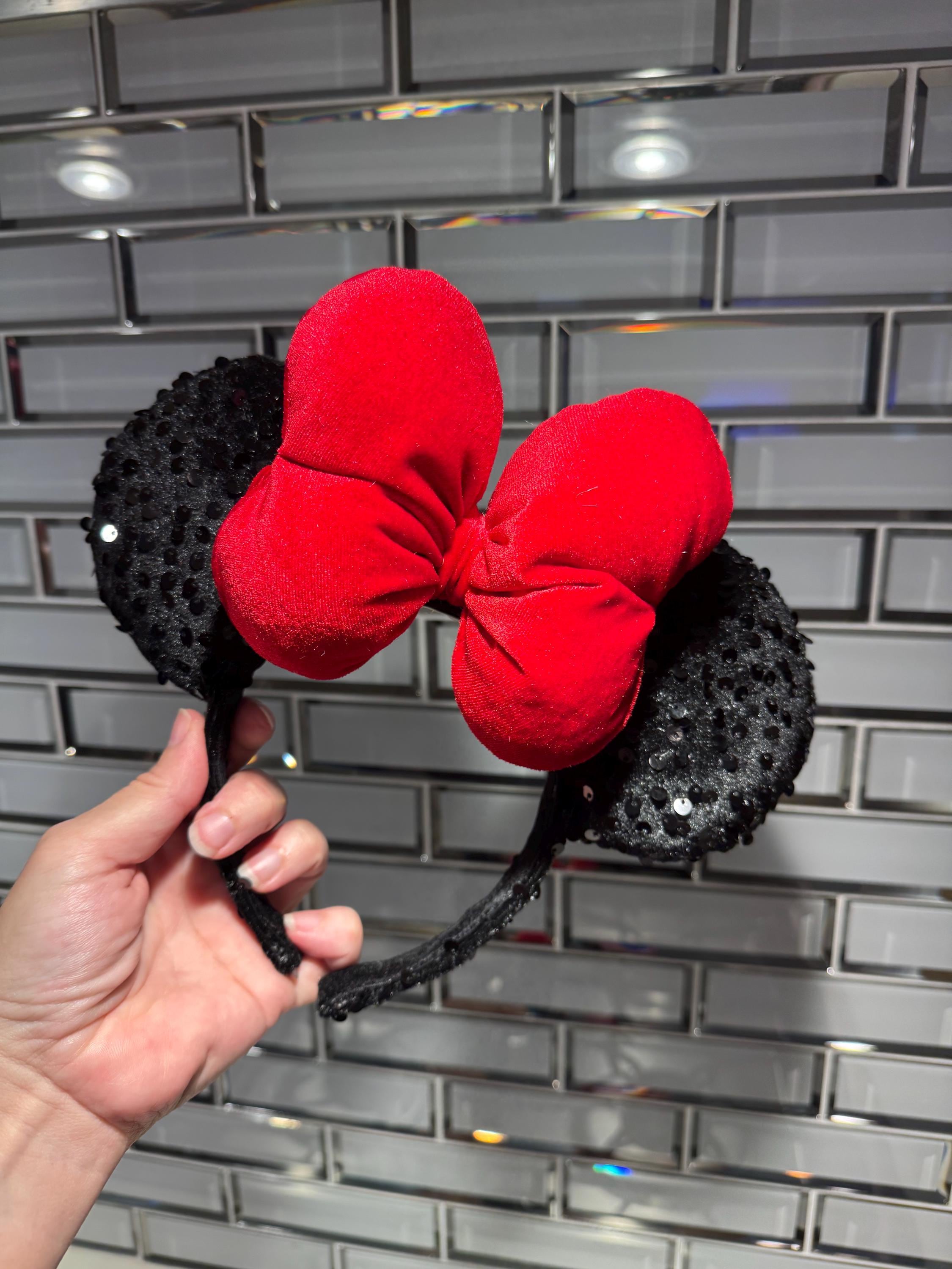 Disney Ears- Minnie Mouse Balloon ears with beautiful puffy bow Puffy Minnie Ears - Etsy main image 4