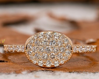 Lab Grown Diamond Wedding Ring,Minimalist Engagement Ring,Solid Gold Sparkle Ring,Dainty Pave Signet Ring,Unique Ring,Anniversary Gift Ring