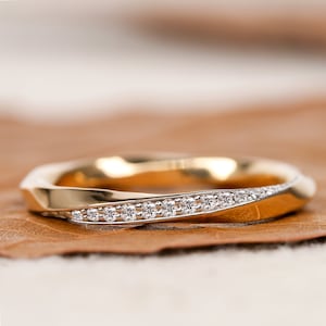 Lab Grown Diamond Twist Pave Band Ring 14k Solid Gold Mobius Ring Minimalist Wedding Ring Eternity Diamond Engagement Ring For Her