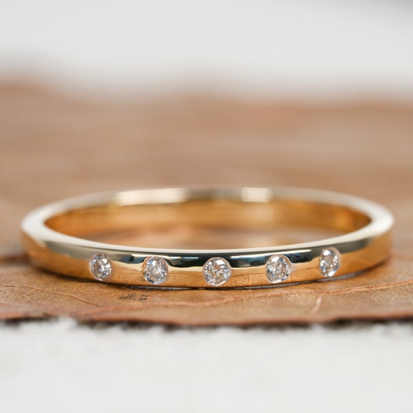 5 pietre micro pavé incastonate anello di diamanti minimalista anello impilabile delicato 14k oro massiccio con diamanti naturali fede nuziale per le donne anello da indossare tutti i giorni