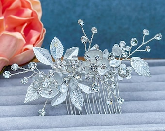 Silver Flower Bridal Hair Comb for Wedding Day - Stunning Wedding Hair Accessories for Bride and Bridesmaid