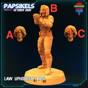 Upholder Corps - Officer Labsi | 3 poses | 32mm scale miniature | Papsikels