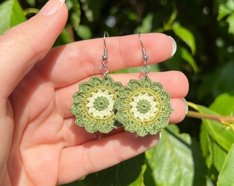 Handmade micro crochet green, white flower earrings, flower earrings, hypoallergenic silver, gift