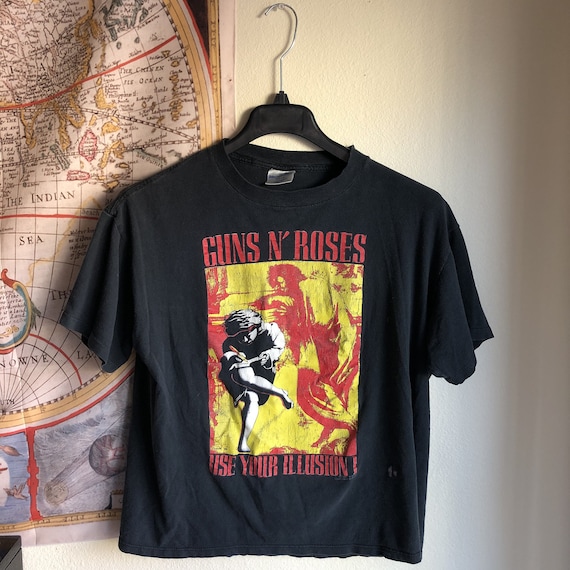 1991 Guns N Roses Vintage Graphic T Shirt Use Your Il… - Gem