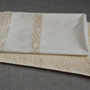 Baby sheet and blanket. Vintage style.