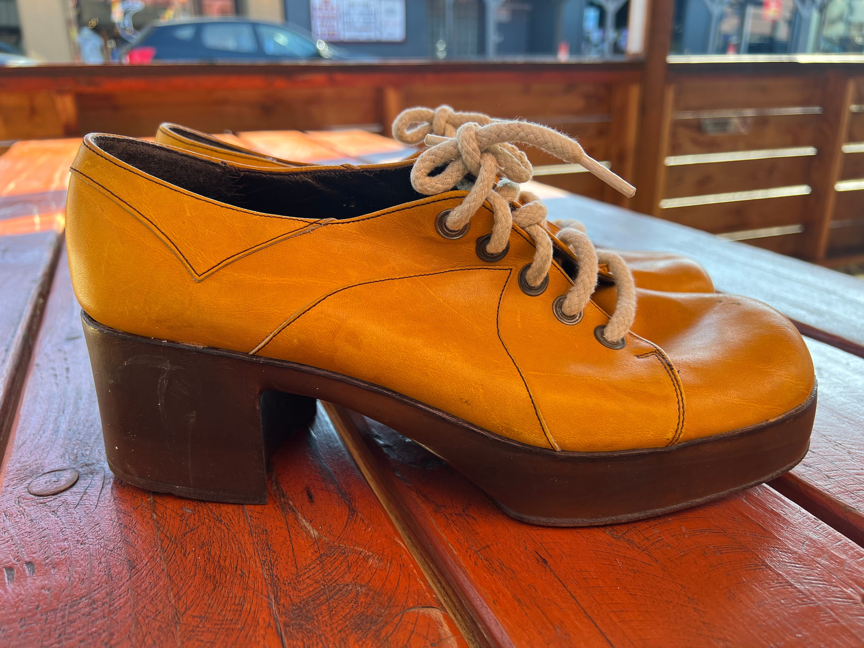 1970 Platform Shoes — free download