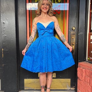 vintage 50’s prom party dress, giant bow cobalt blue tulle